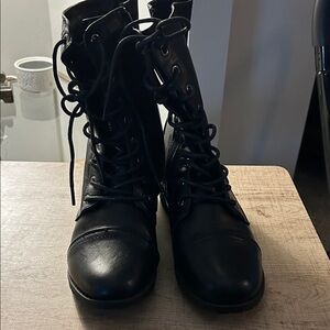 Source Unknown Black Moto Boots